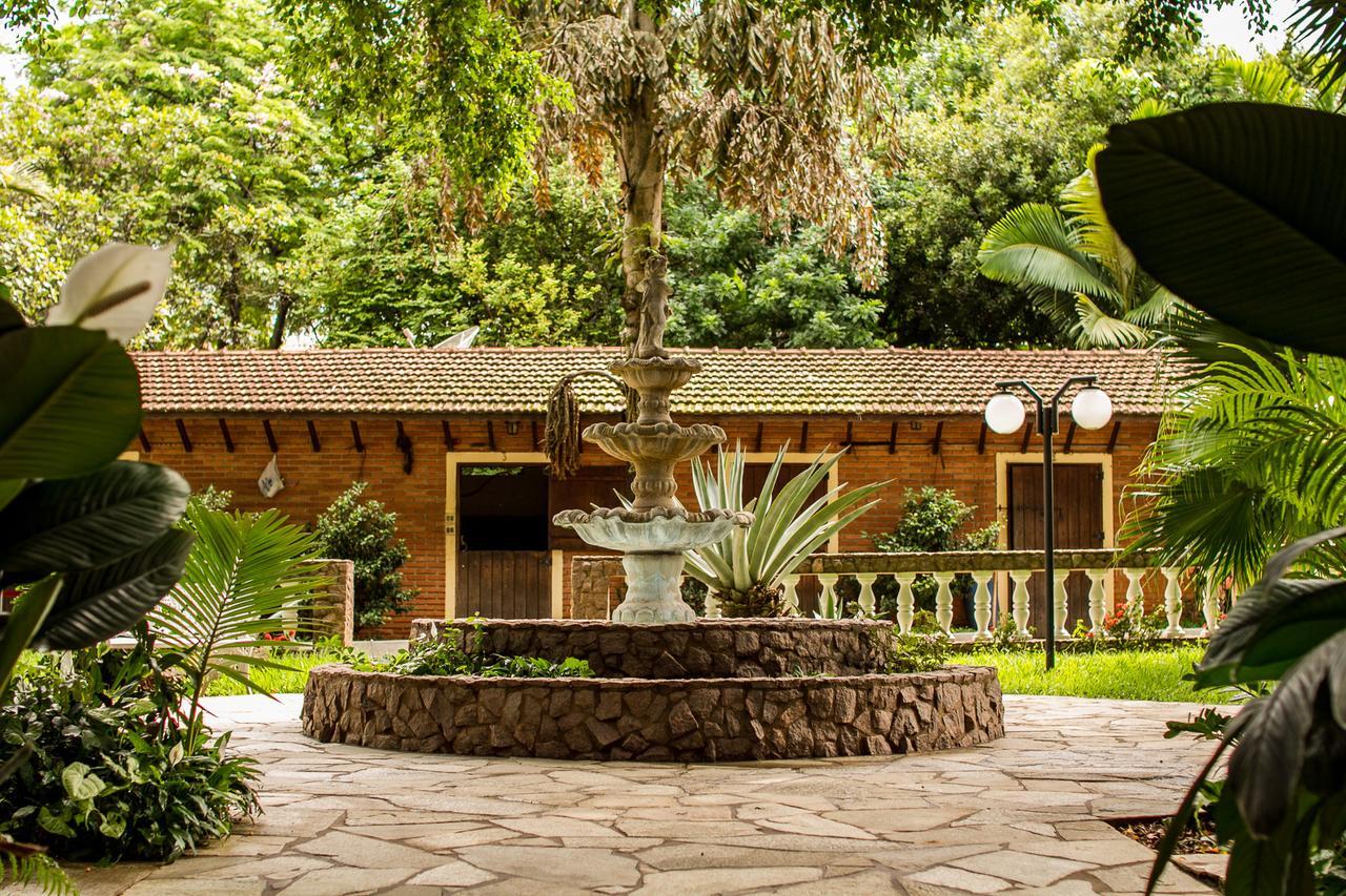 Hotel E Pousada Recanto Do Rio Pardo Сан-Жозе-ду-Риу-Парду Экстерьер фото