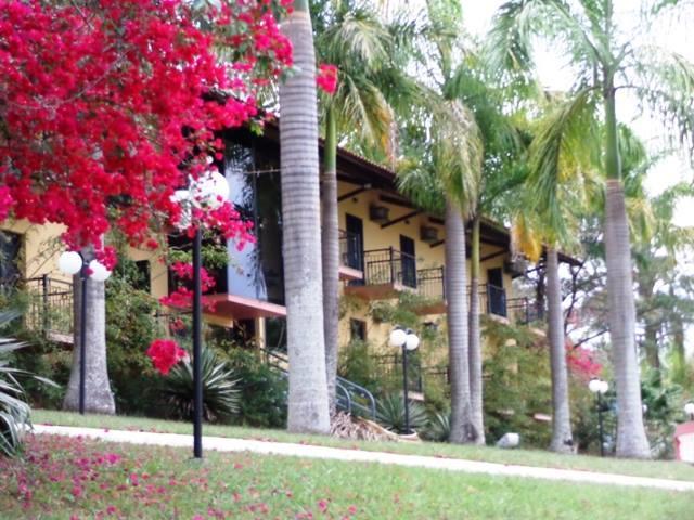 Hotel E Pousada Recanto Do Rio Pardo Сан-Жозе-ду-Риу-Парду Экстерьер фото
